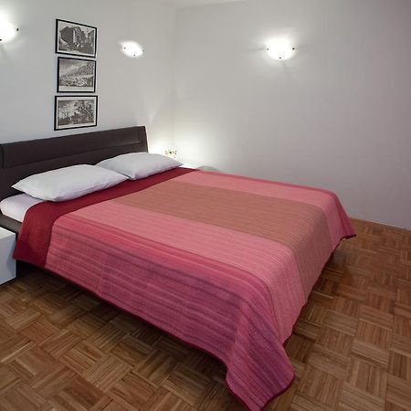 Ideal Location Split Apartments Chambre photo