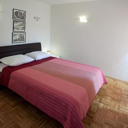 Ideal Location Split Apartments Chambre photo